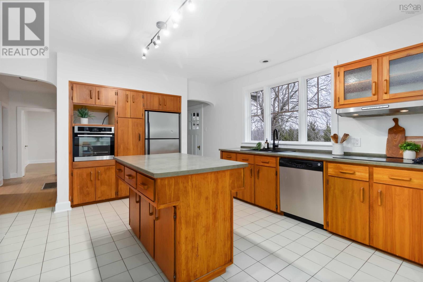 11 Lindsay Hill, Bedford, Nova Scotia  B4A 1N5 - Photo 9 - 202601226