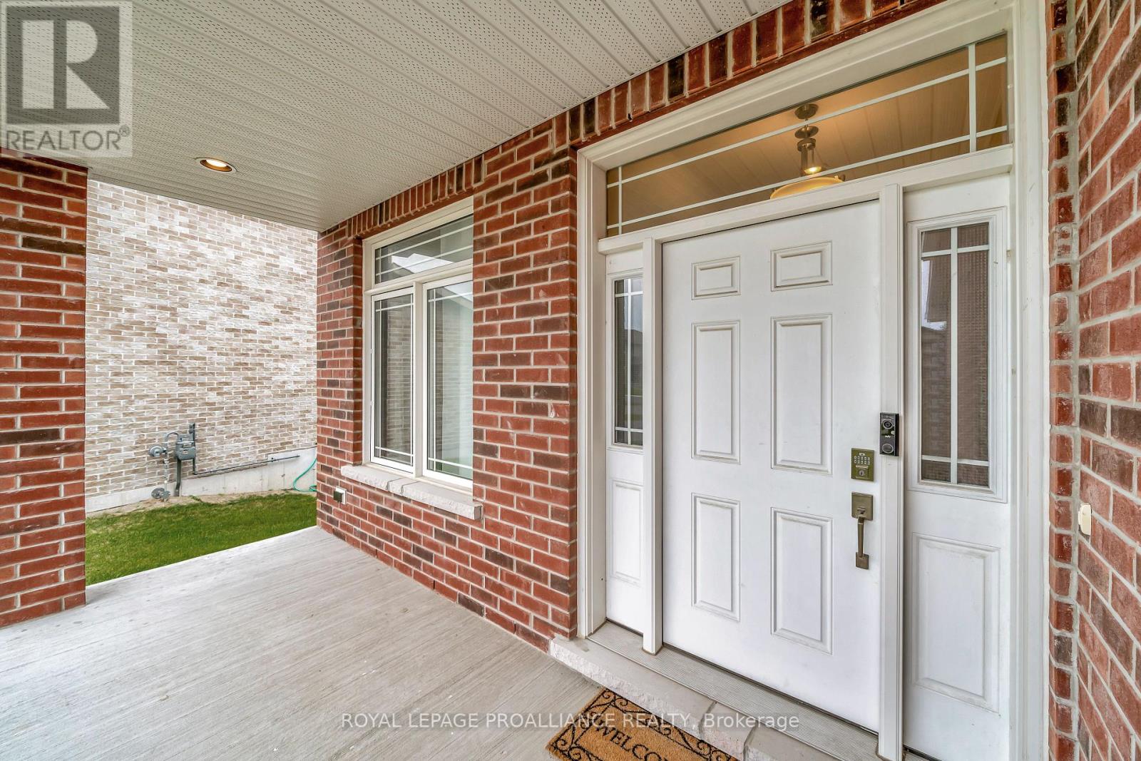 54 Lanark Drive, Belleville, Ontario  K8N 0G7 - Photo 4 - X12717090