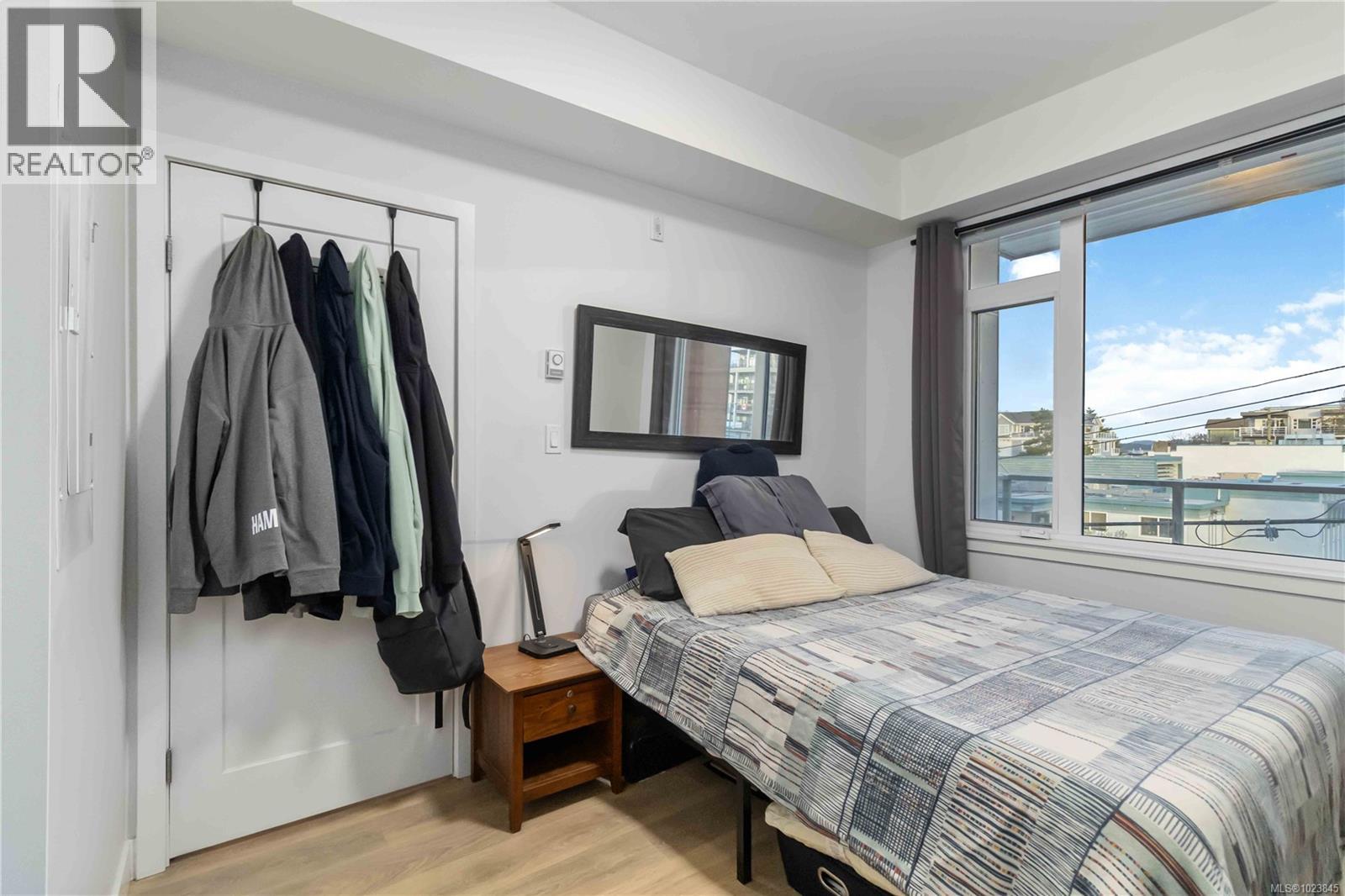 302 9864 Fourth St, Sidney, British Columbia V8L 2Z4 - Photo 11 - 1023845