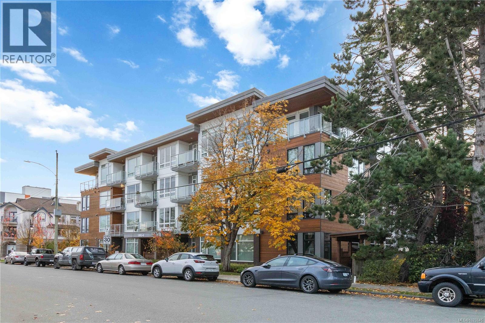 302 9864 Fourth St, Sidney, British Columbia V8L 2Z4 - Photo 28 - 1023845