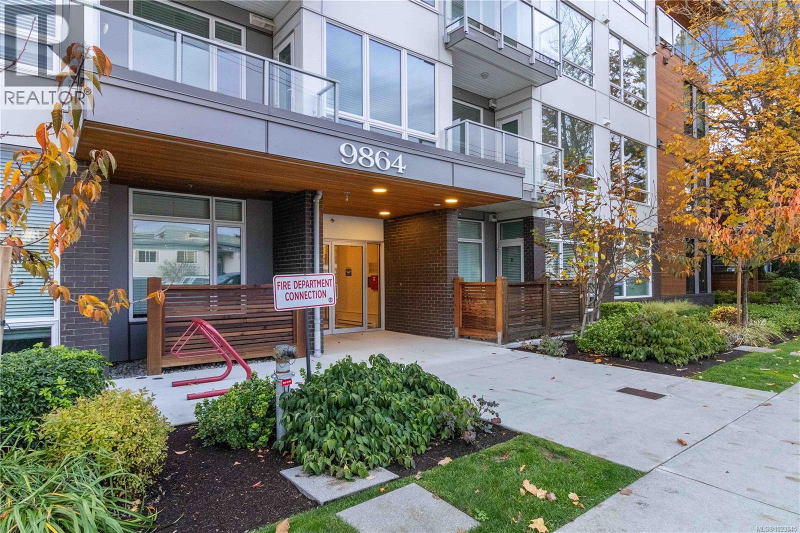 302 9864 Fourth St, Sidney, British Columbia V8L 2Z4 - Photo 23 - 1023845