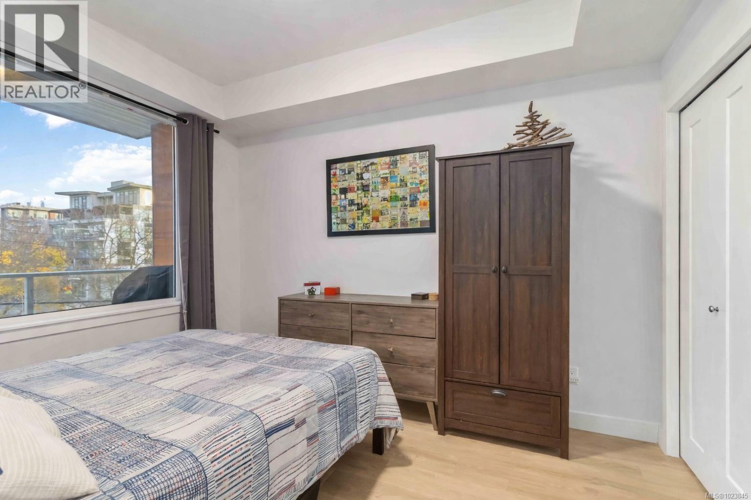 302 9864 Fourth St, Sidney, British Columbia V8L 2Z4 - Photo 10 - 1023845