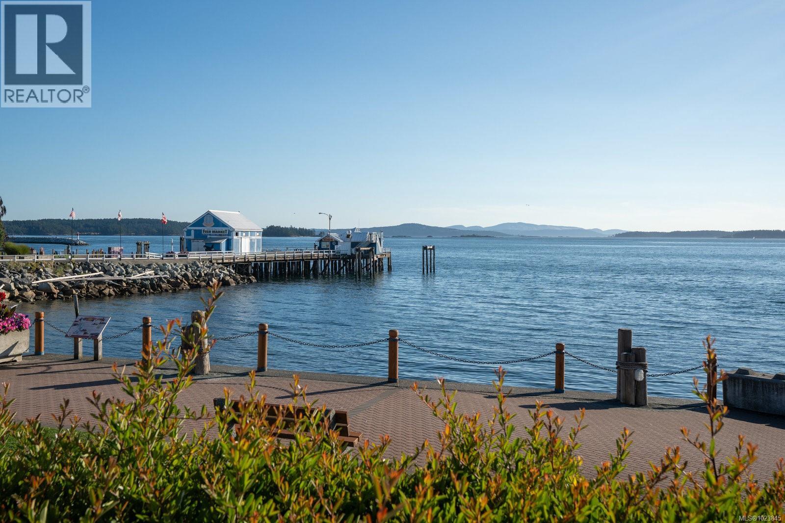 302 9864 Fourth St, Sidney, British Columbia V8L 2Z4 - Photo 26 - 1023845