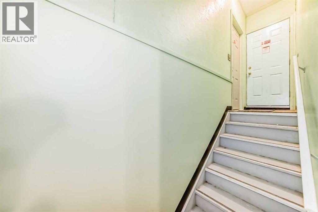 24 West Kerfoot Place, Cochrane, Alberta  T4C 1J4 - Photo 28 - A2272157