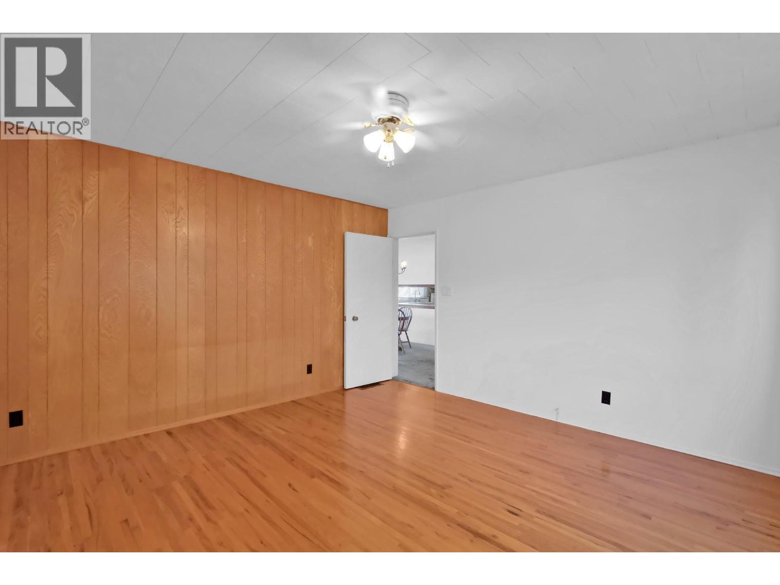 312 Scott Avenue, Penticton, British Columbia  V2A 2J8 - Photo 8 - 10373365