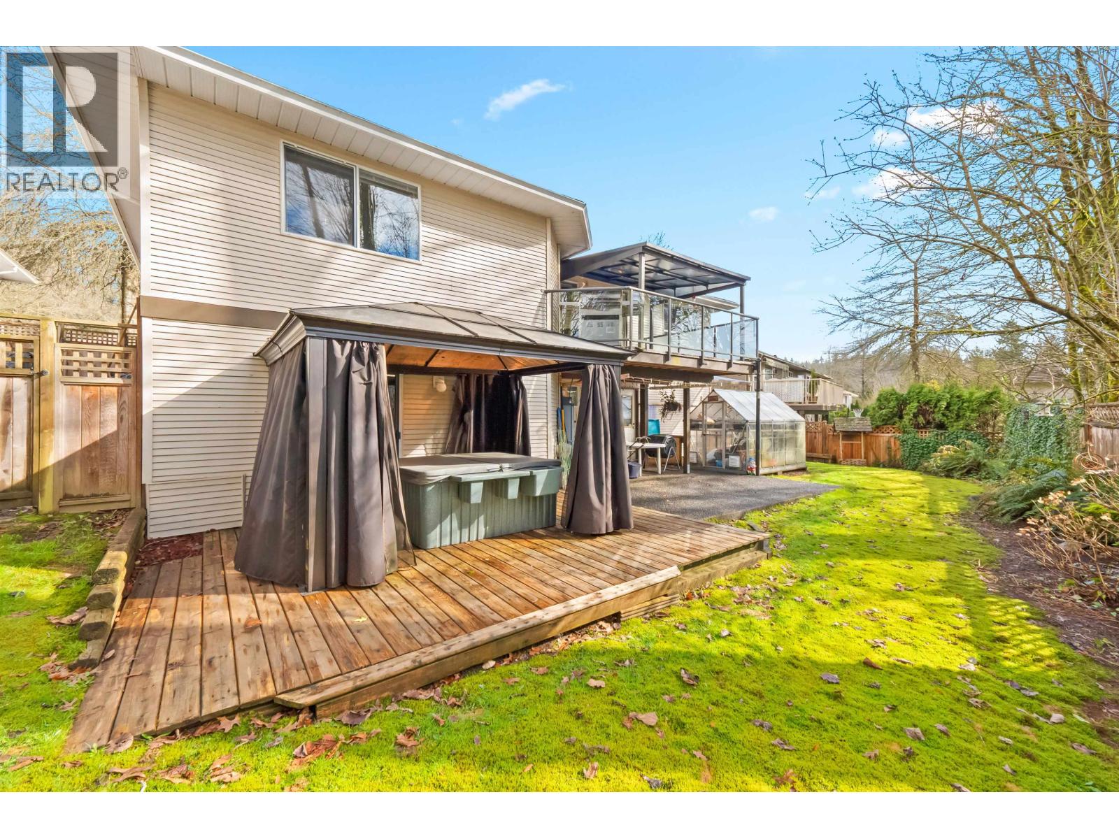 3302 Robson Drive, Coquitlam, British Columbia  V3E 2X8 - Photo 25 - R3081777