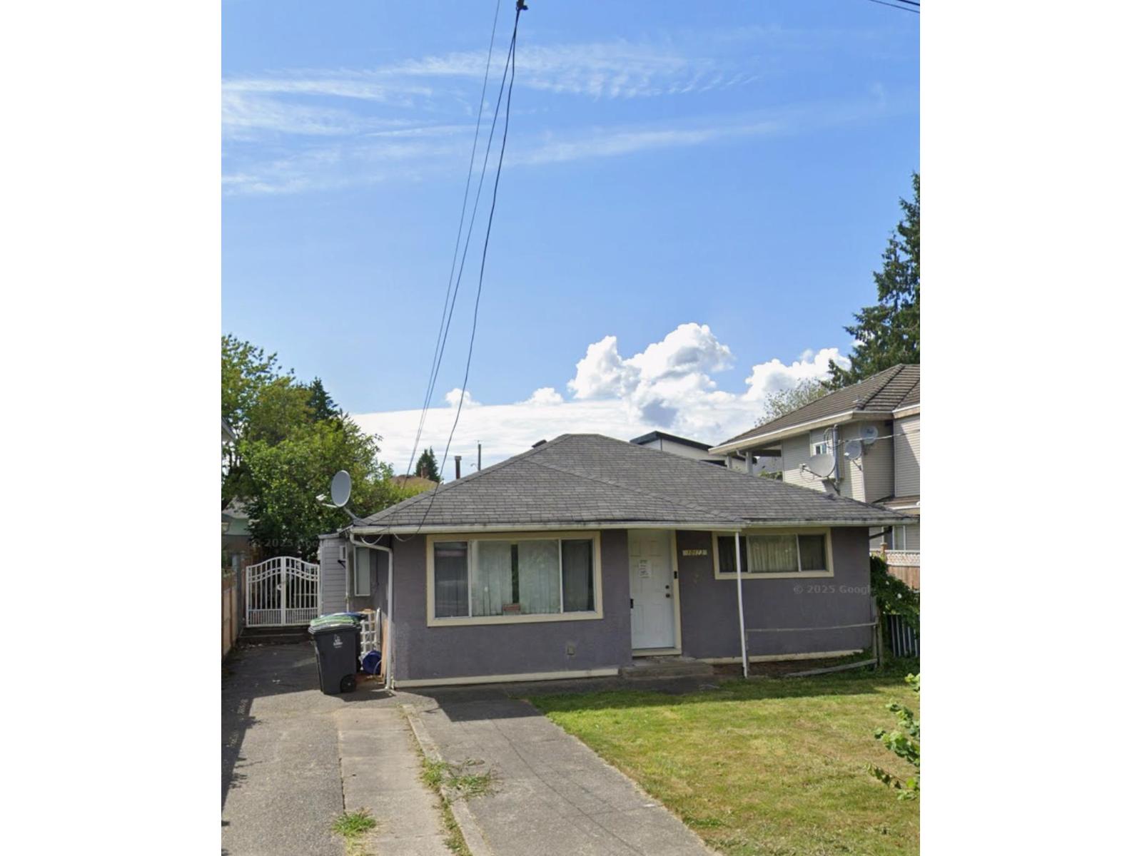 10923 132 Street, Surrey, British Columbia  V3T 3W8 - Photo 1 - R3081273