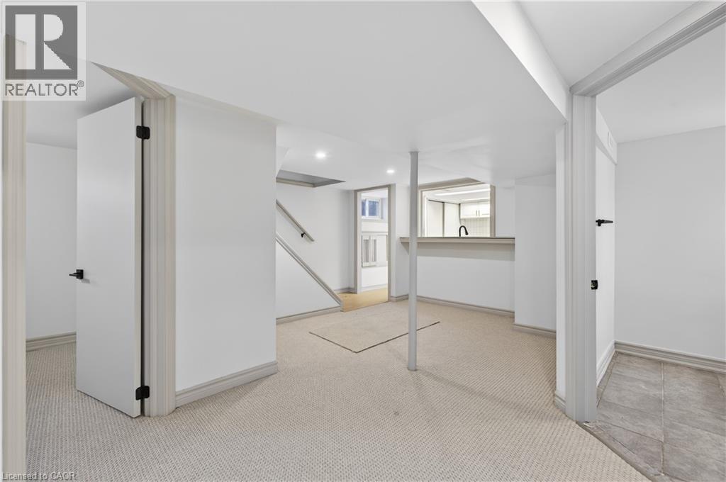 3 East 35th Street, Hamilton, Ontario  L8V 3X5 - Photo 30 - 40799906