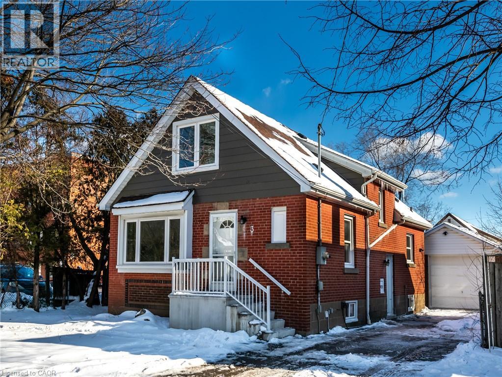3 East 35th Street, Hamilton, Ontario  L8V 3X5 - Photo 1 - 40799906