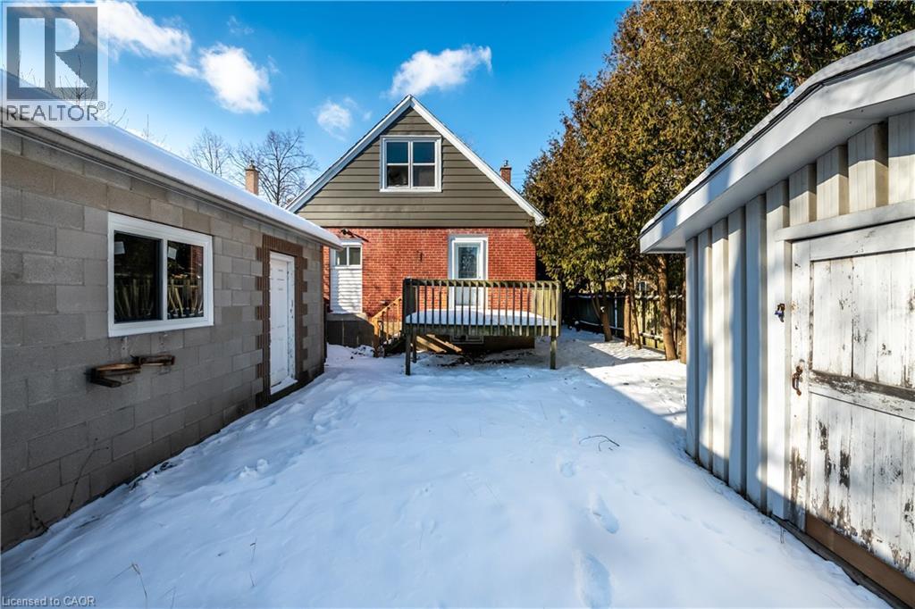 3 East 35th Street, Hamilton, Ontario  L8V 3X5 - Photo 7 - 40799906