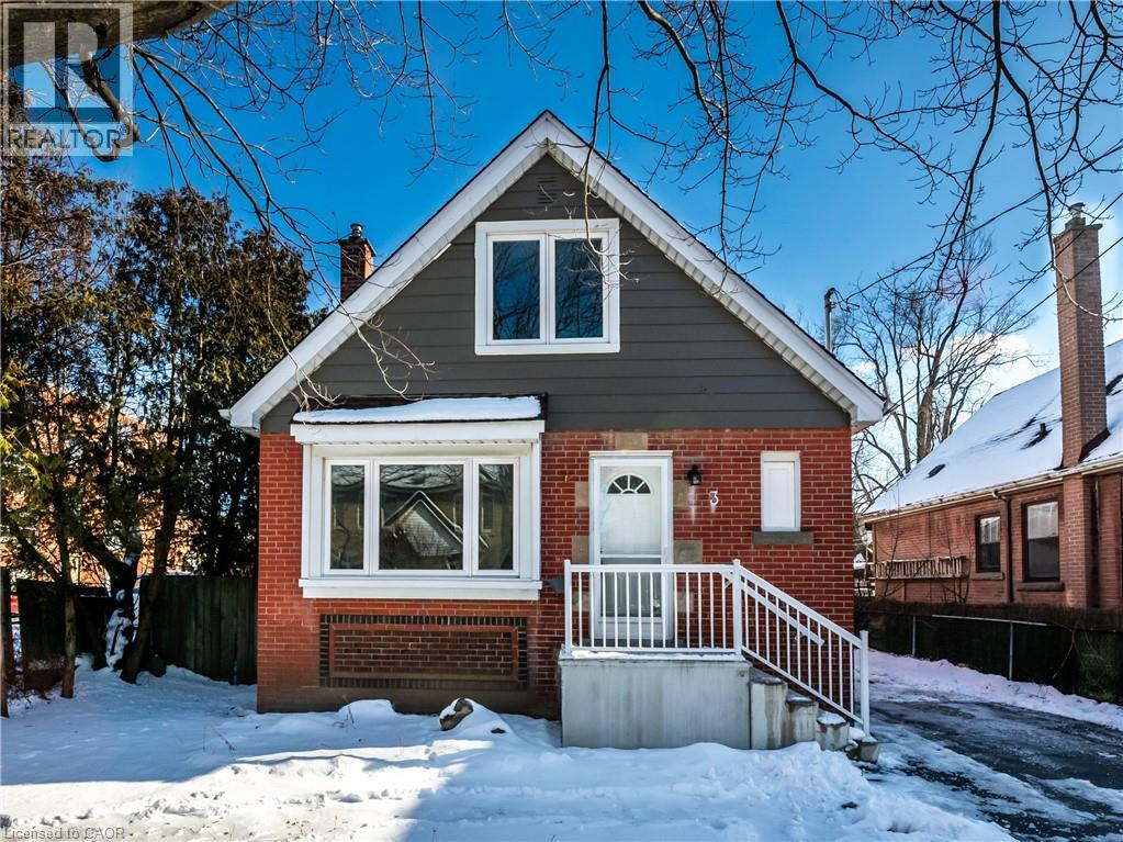 3 East 35th Street, Hamilton, Ontario  L8V 3X5 - Photo 2 - 40799906