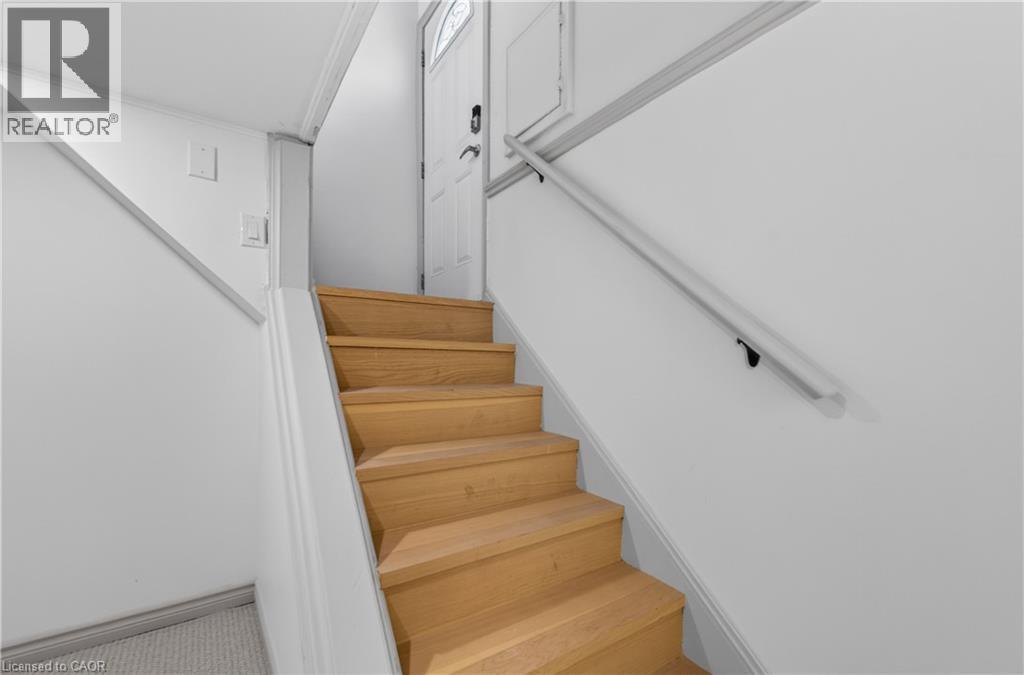 3 East 35th Street, Hamilton, Ontario  L8V 3X5 - Photo 25 - 40799906