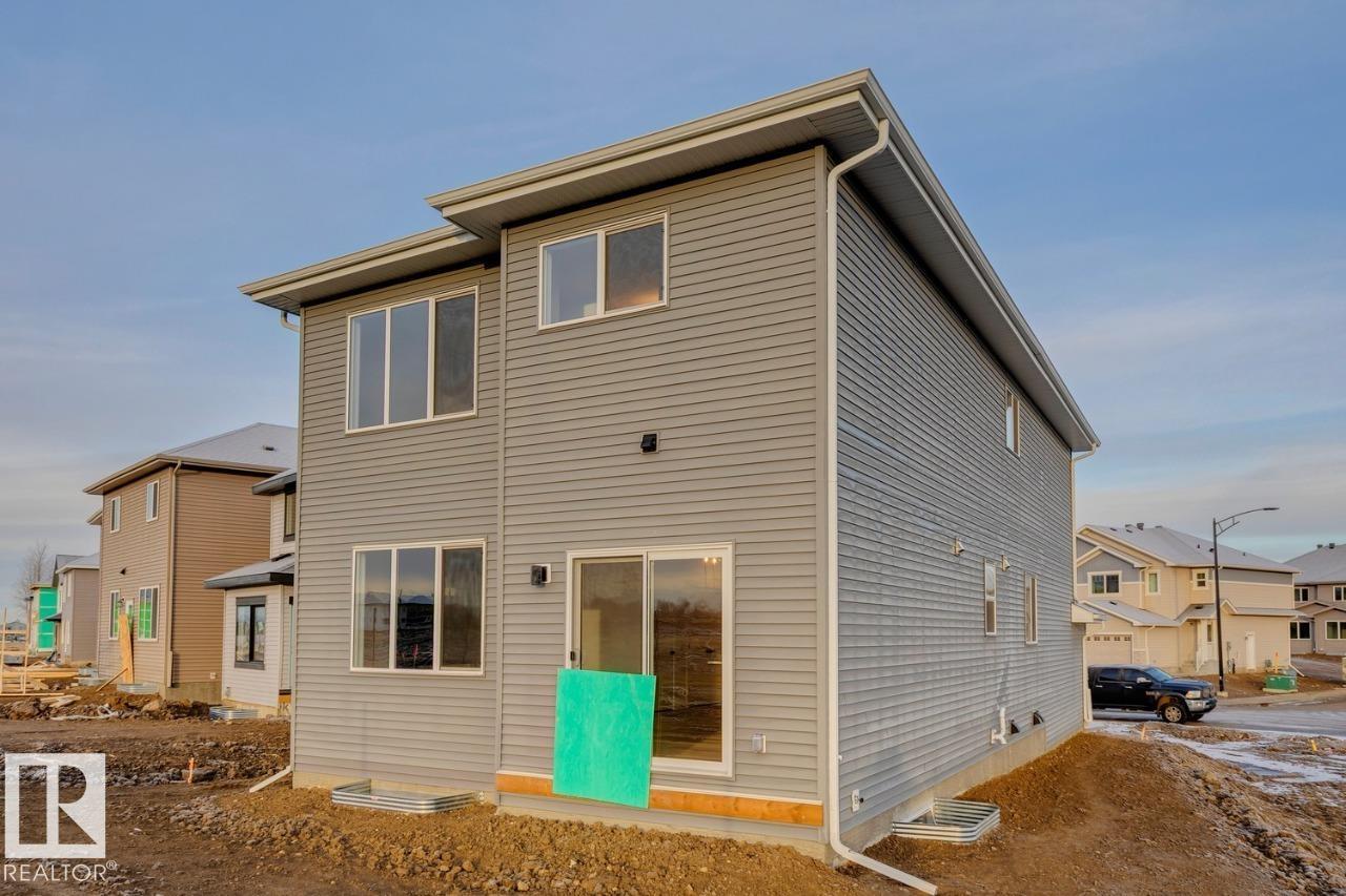 907 18 Av Nw, Edmonton, Alberta  T6T 2X3 - Photo 5 - E4469203