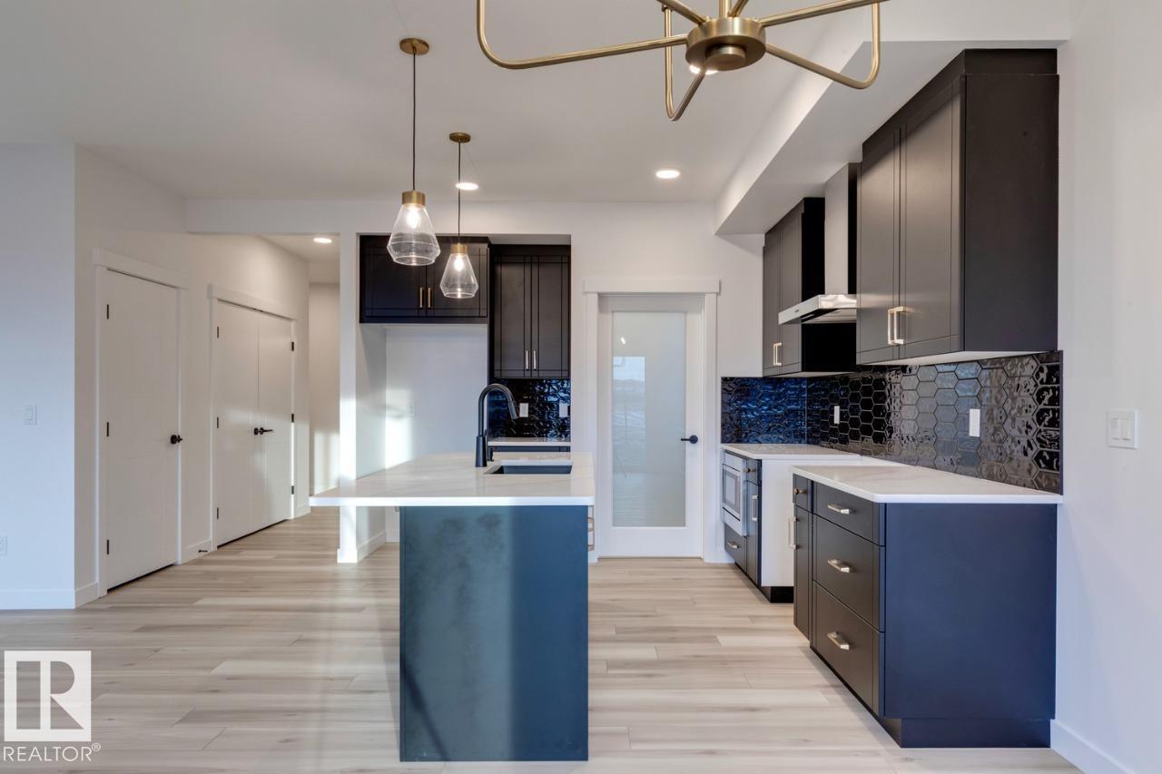 907 18 Av Nw, Edmonton, Alberta  T6T 2X3 - Photo 15 - E4469203