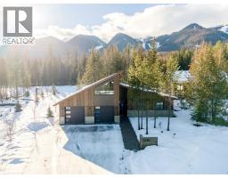 5538 Currie Bowl Way, fernie, British Columbia