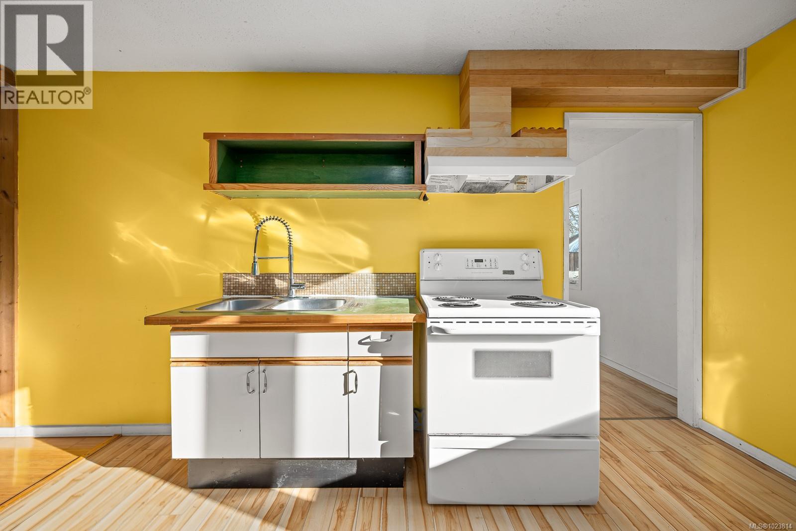 1120 5th St, Courtenay, British Columbia  V9N 1L6 - Photo 43 - 1023814