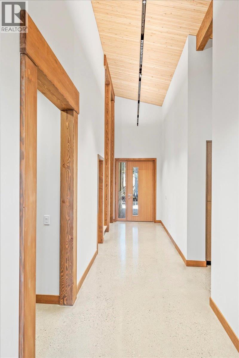 5538 Currie Bowl Way, Fernie, British Columbia  V0B 1M6 - Photo 74 - 10364579