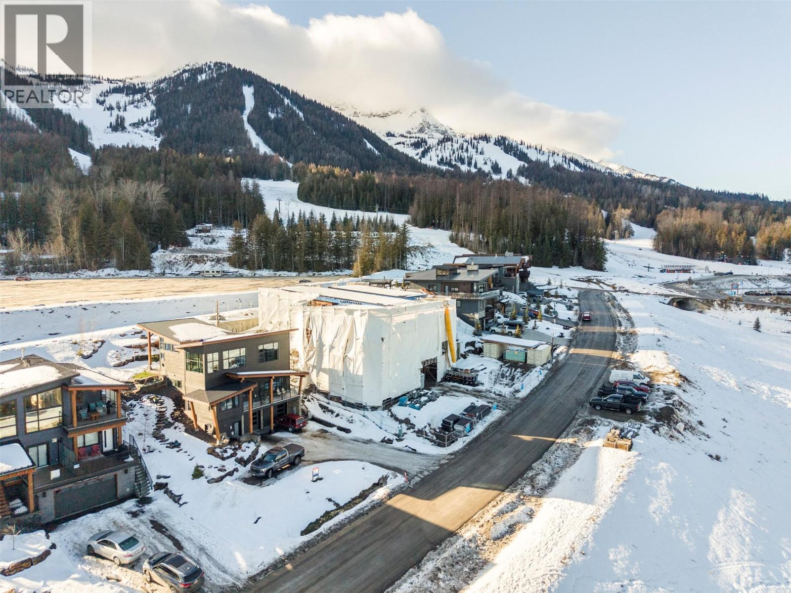 5416 Resort Drive, Fernie, British Columbia  V0B 1M6 - Photo 87 - 10364789