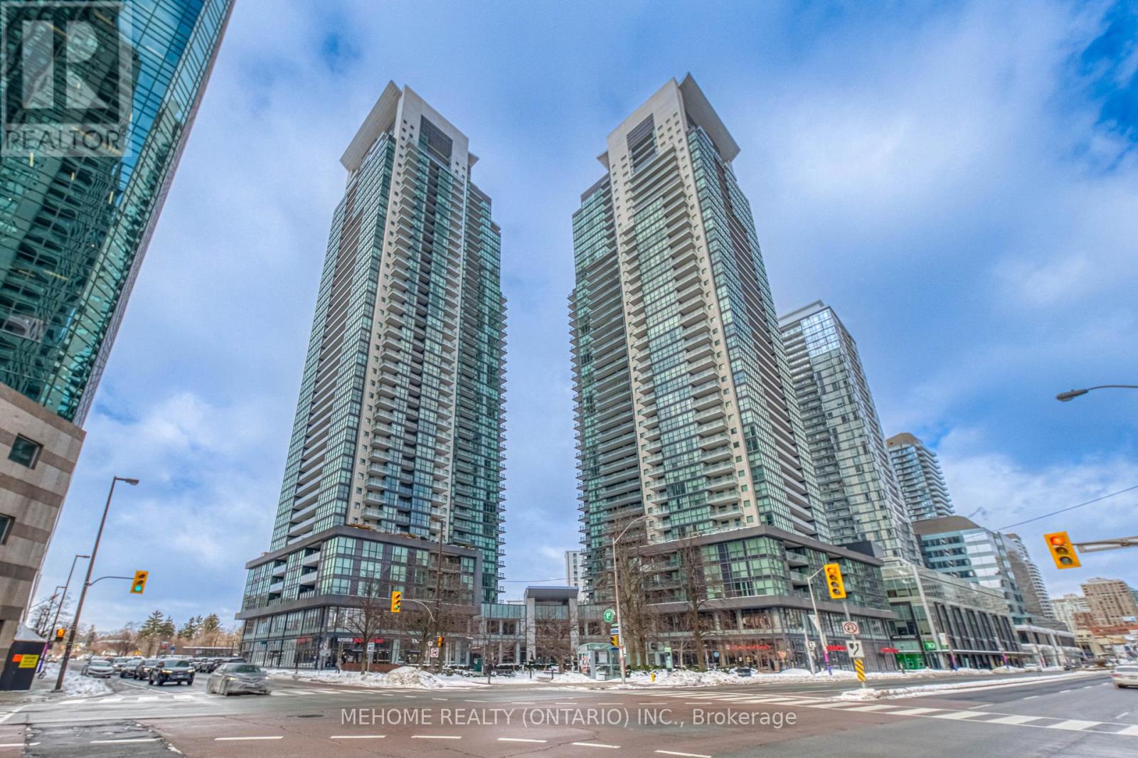 <div class="slider-price">$3,200 Monthly</div><p>1503 - 5168 Yonge Street, Toronto, Ontario</p>