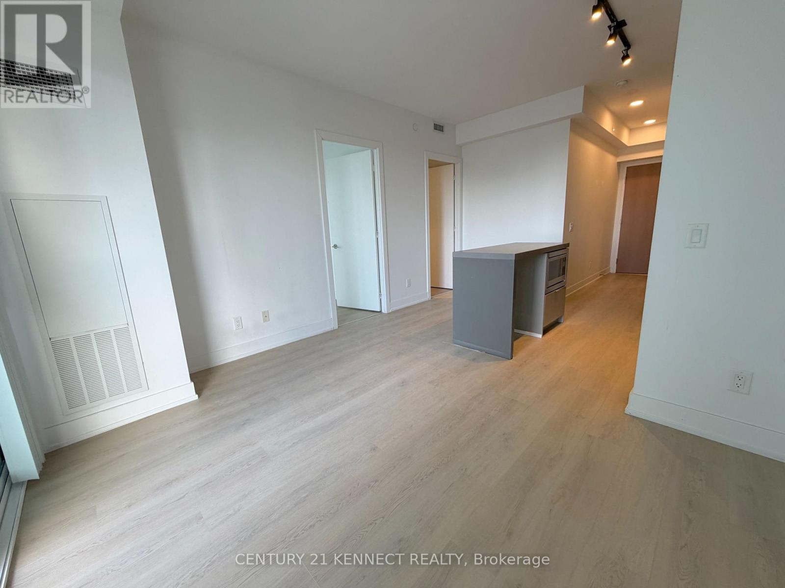 2413 - 7 Grenville Street, Toronto, Ontario  M4Y 0E9 - Photo 5 - C12717134