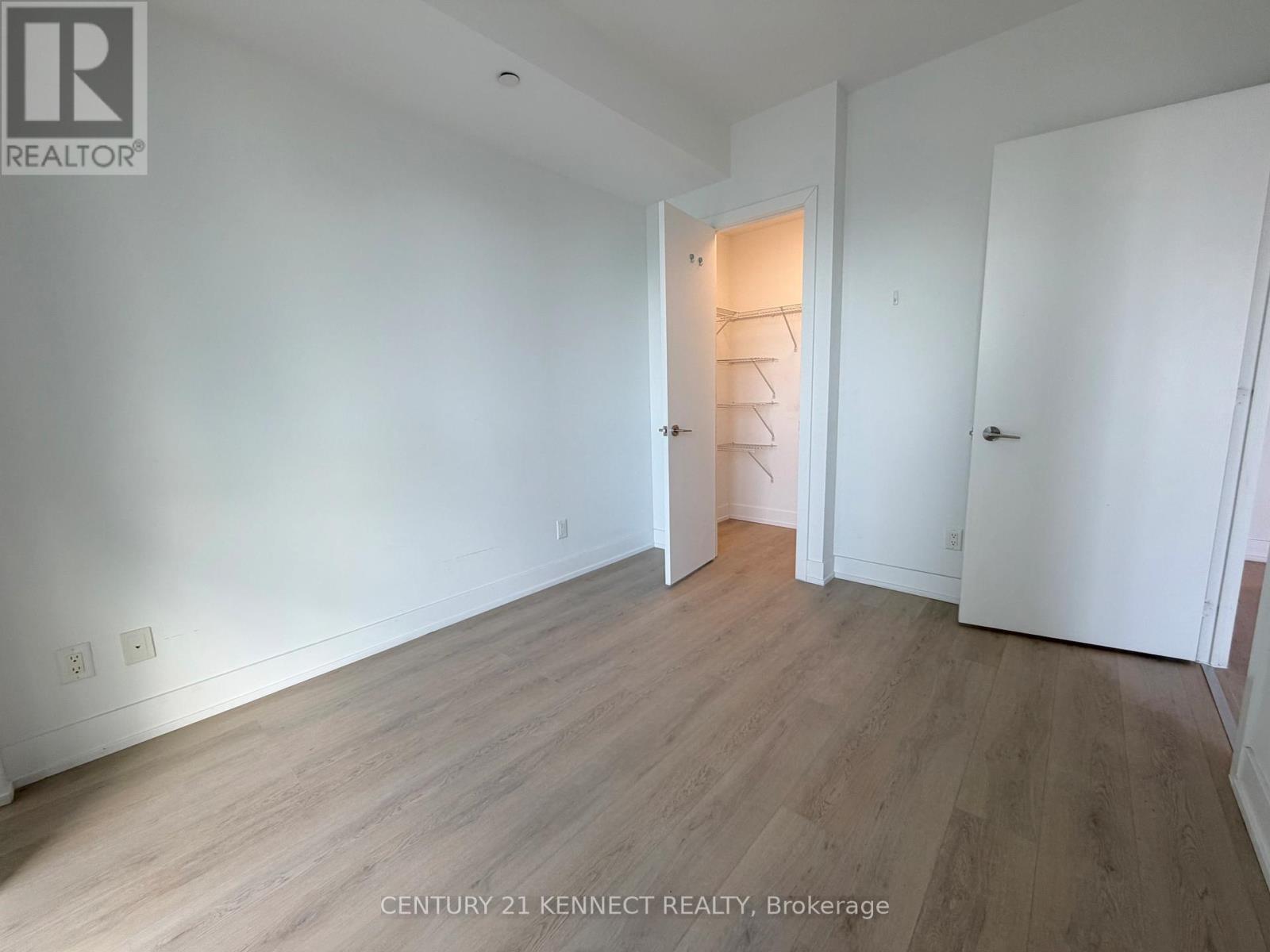 2413 - 7 Grenville Street, Toronto, Ontario  M4Y 0E9 - Photo 9 - C12717134