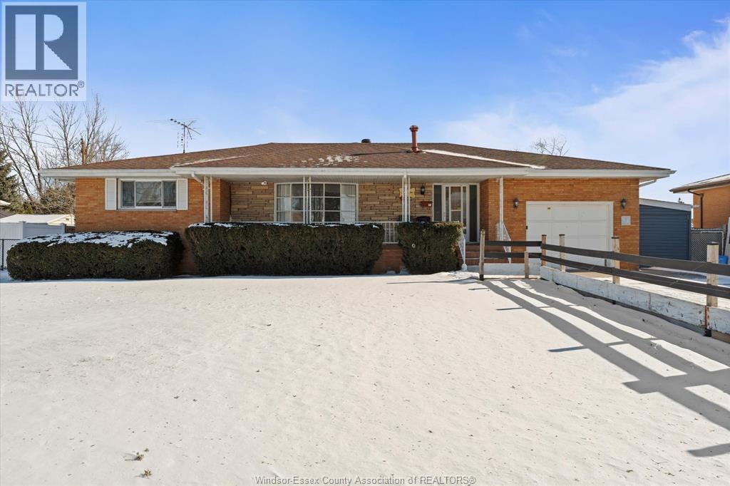 MLS# 26001627: 51 FRYER STREET, Amherstburg, Canada