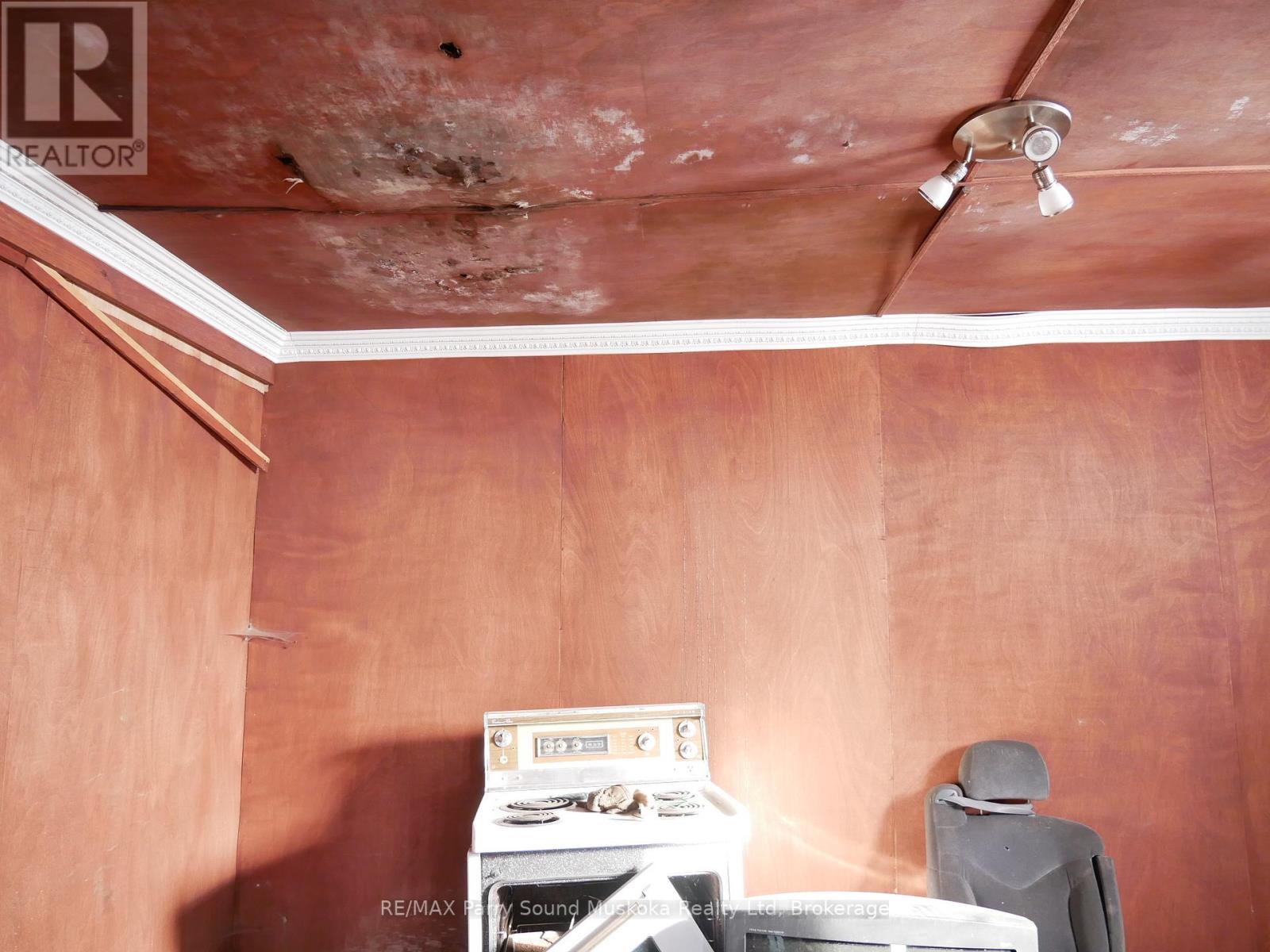 423 Highway 69 Highway, Parry Sound Remote Area, Ontario  P0G 1A0 - Photo 24 - X12716482