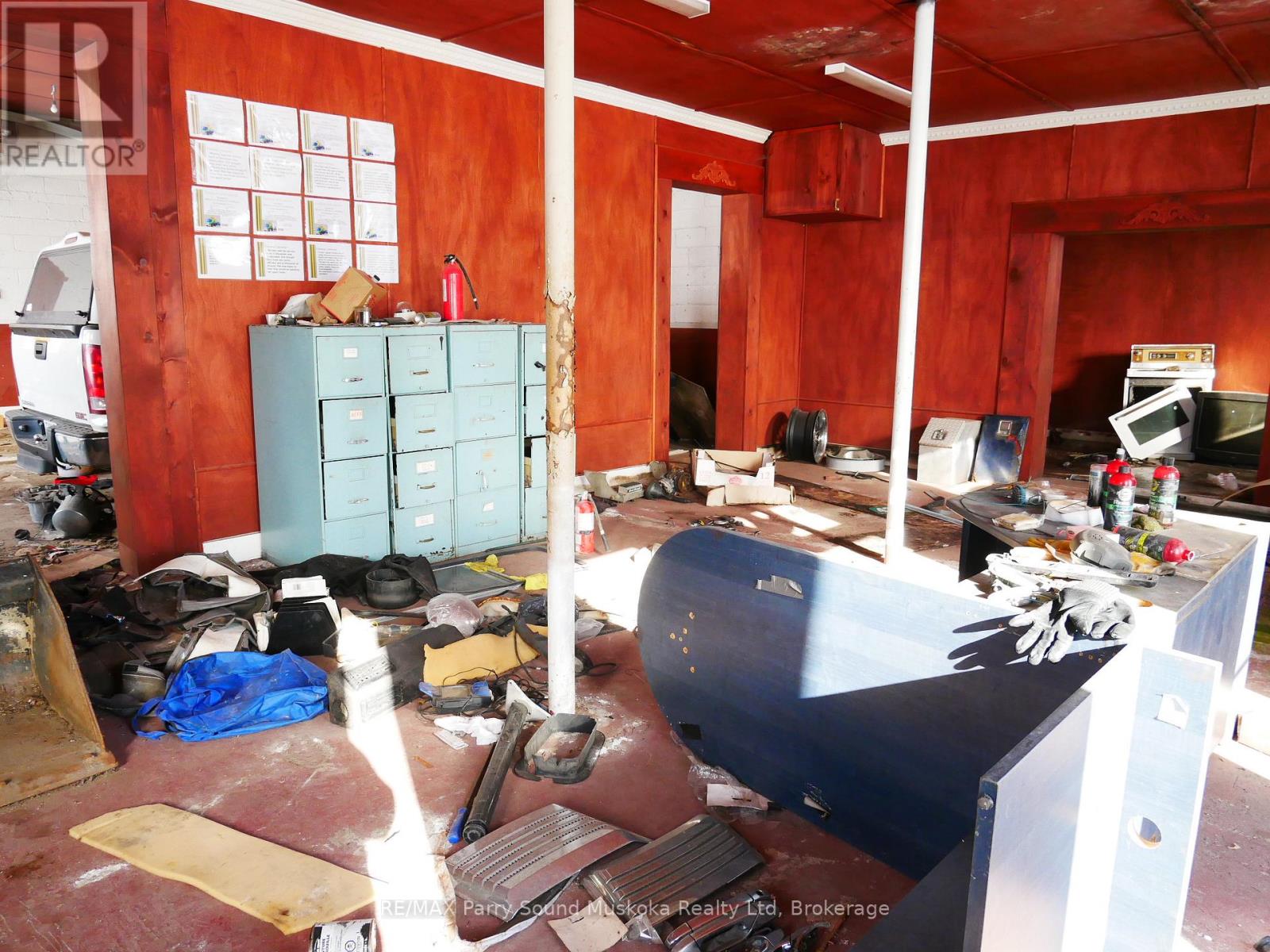 423 Highway 69 Highway, Parry Sound Remote Area, Ontario  P0G 1A0 - Photo 28 - X12716482