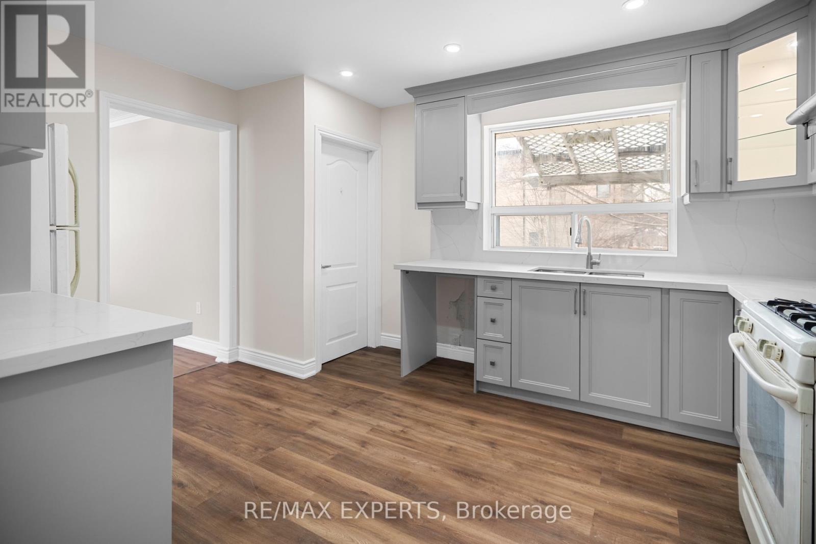 MAIN - 30 GOSLING ROAD, Vaughan, Ontario