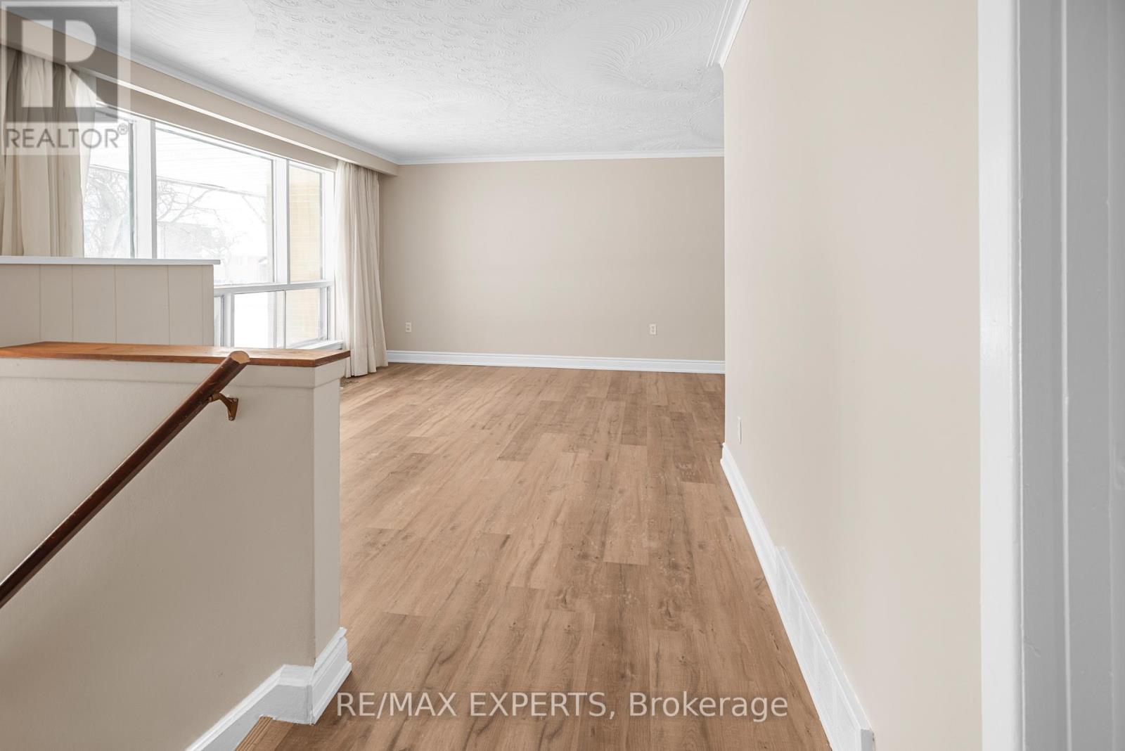 Main - 30 Gosling Road, Vaughan, Ontario  L6A 1E2 - Photo 3 - N12717060