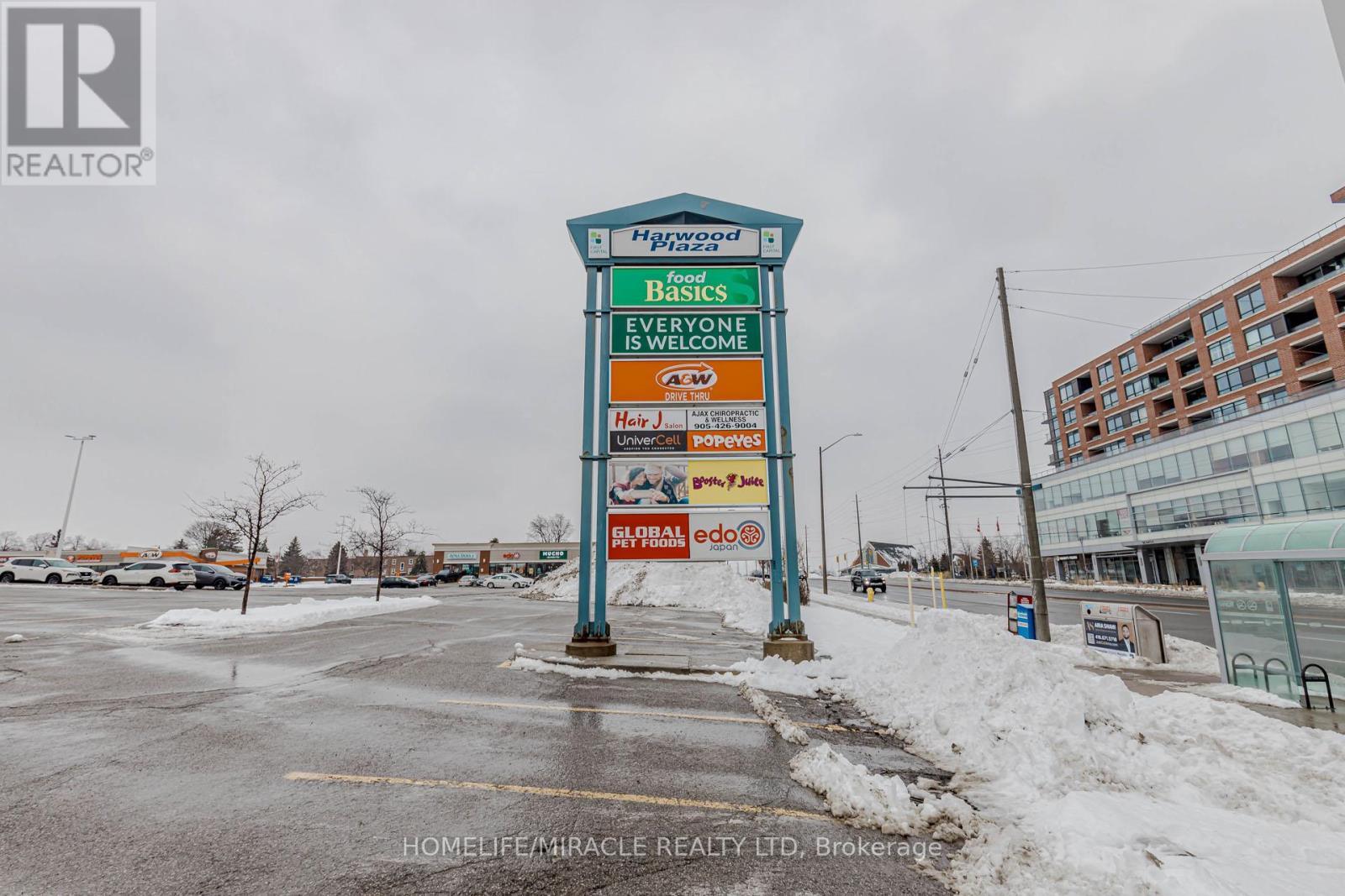 320 Harwood Avenue, Ajax, Ontario  L1S 2J1 - Photo 3 - E12700384