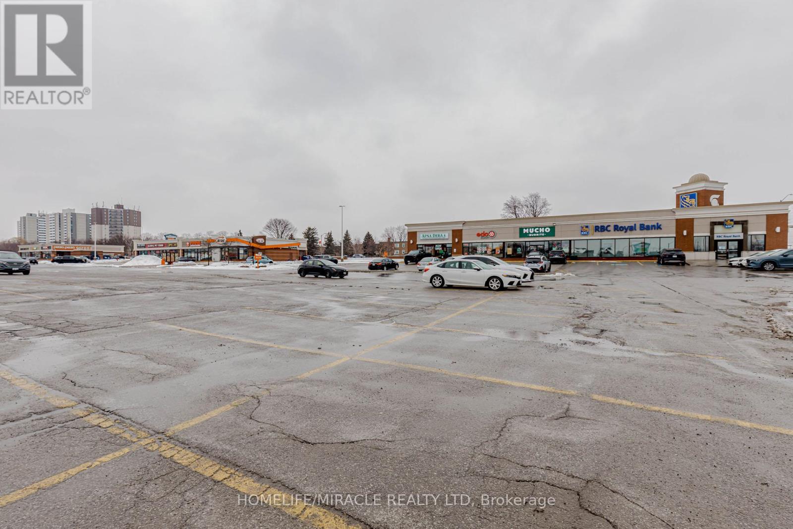 320 Harwood Avenue, Ajax, Ontario  L1S 2J1 - Photo 4 - E12700384