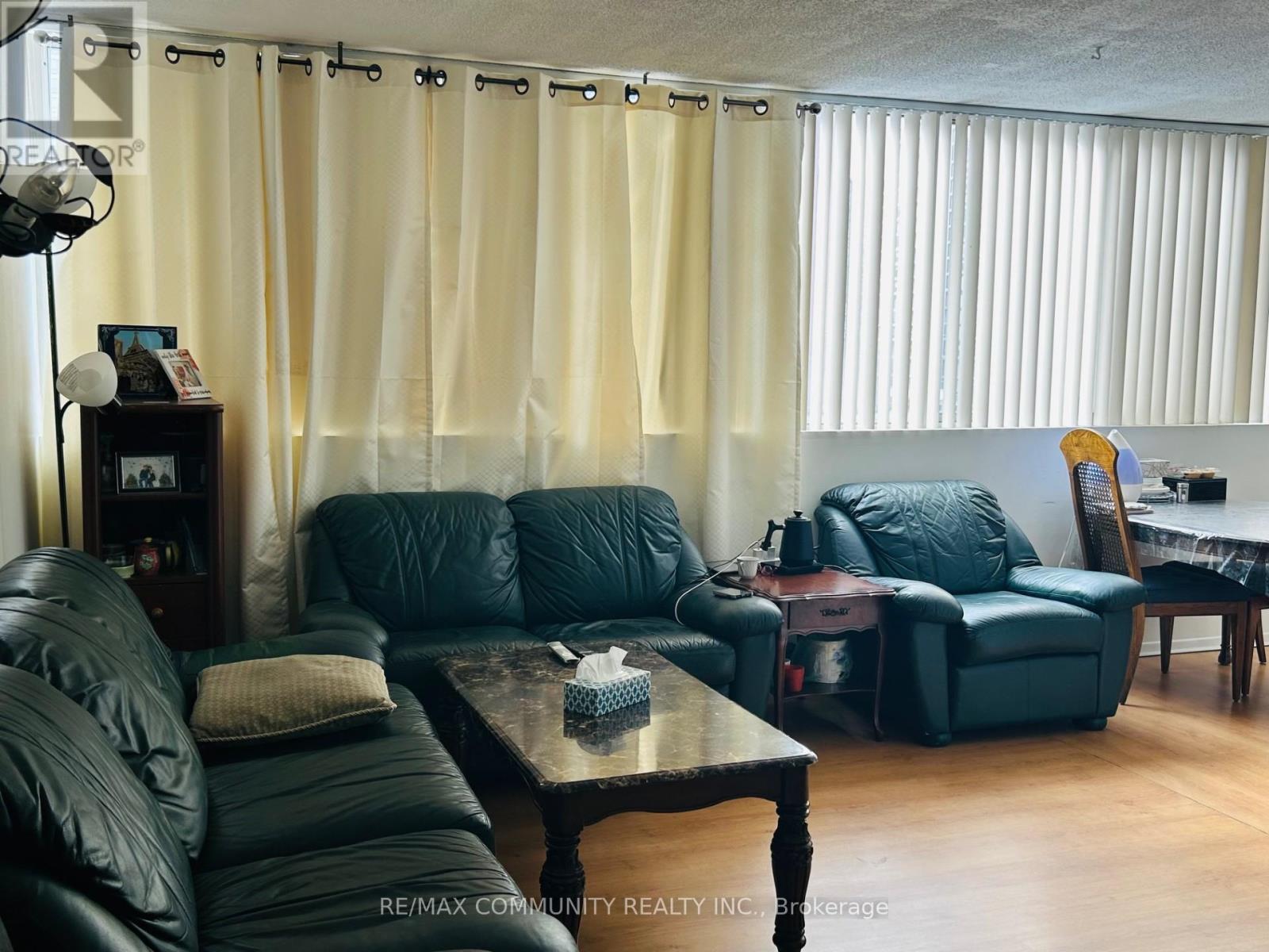 805 - 3590 Kaneff Crescent, Mississauga, Ontario  L5A 3X3 - Photo 12 - W12717066