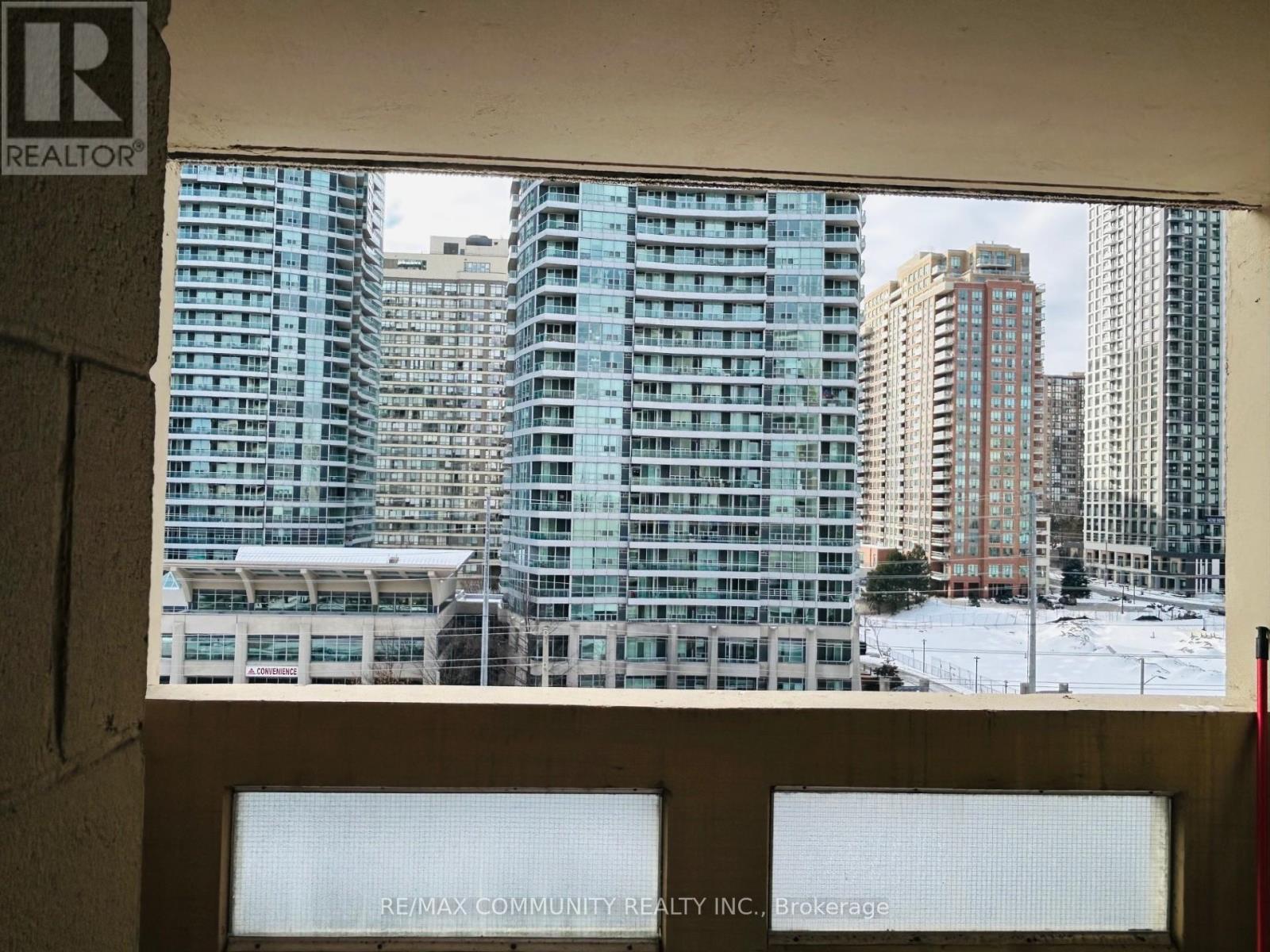 805 - 3590 Kaneff Crescent, Mississauga, Ontario  L5A 3X3 - Photo 15 - W12717066