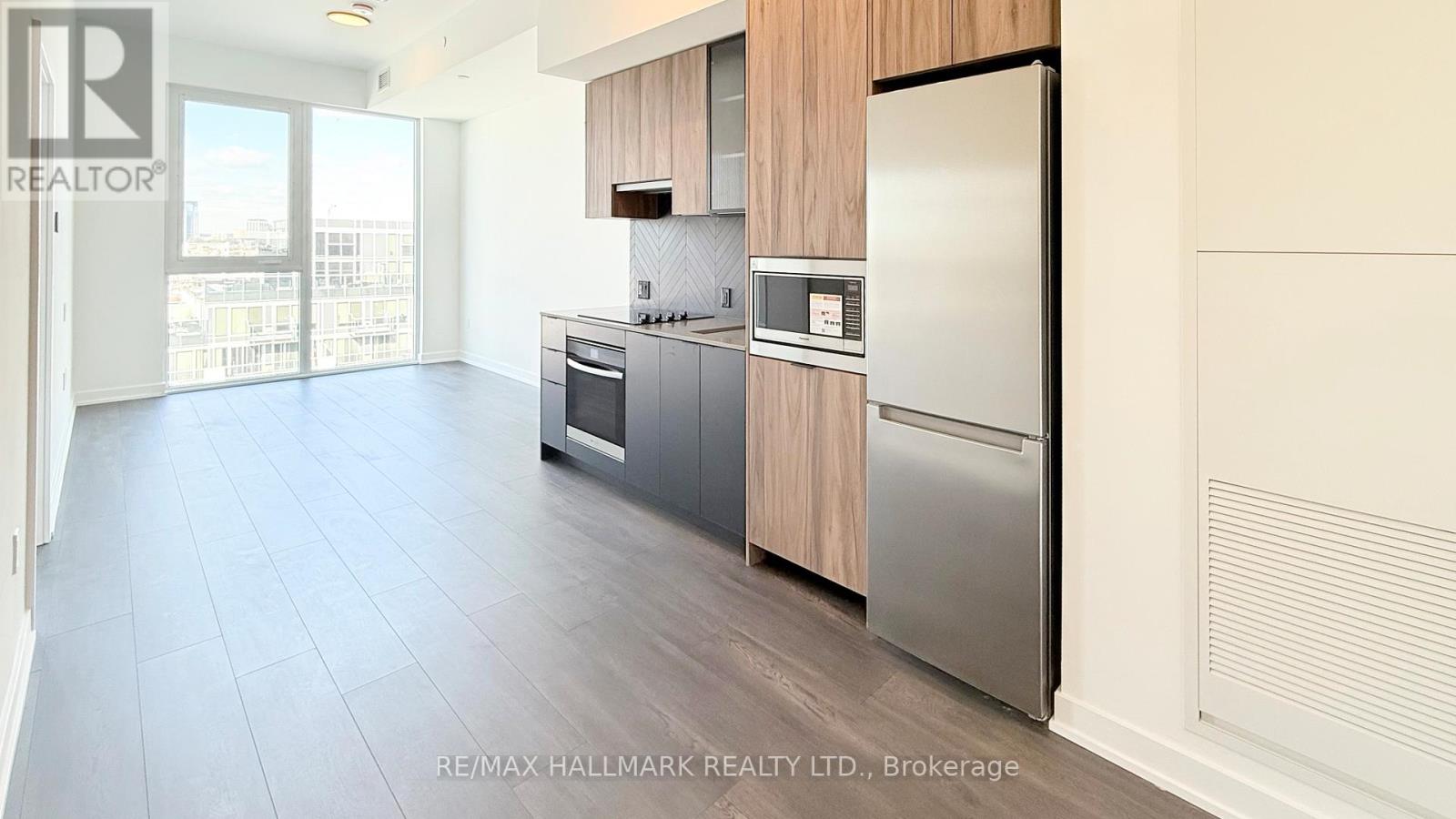 817 - 1037 The Queensway, Toronto, Ontario  M8Z 0H5 - Photo 6 - W12717092