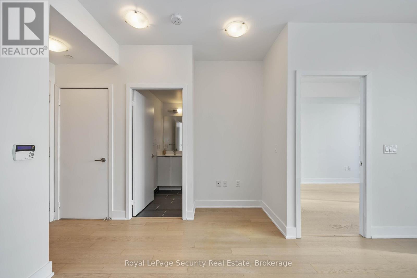 1915 - 30 Shore Breeze Drive, Toronto, Ontario  M8V 0J1 - Photo 11 - W12717116