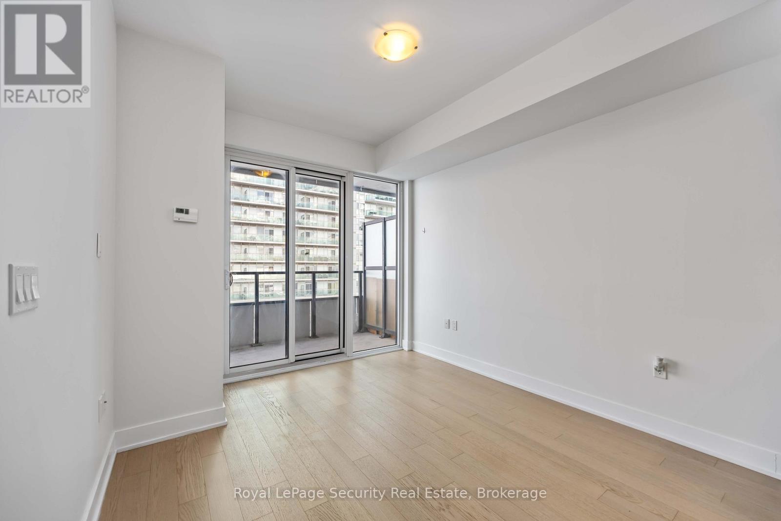 1915 - 30 Shore Breeze Drive, Toronto, Ontario  M8V 0J1 - Photo 12 - W12717116