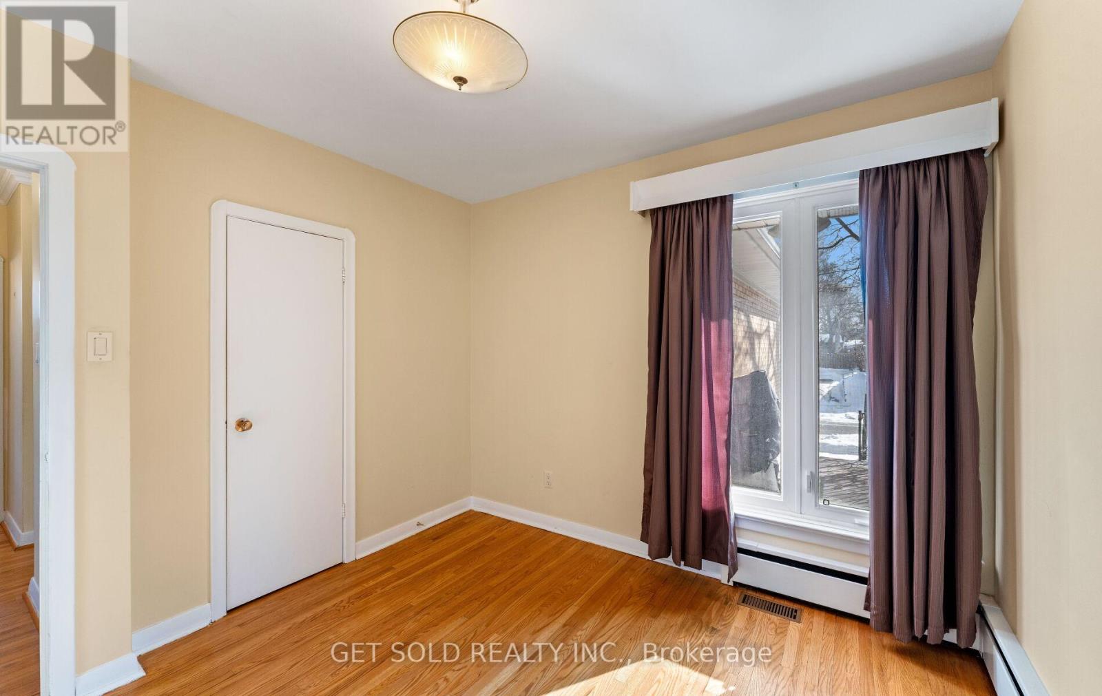 18 Hinton Road, Toronto, Ontario  M9W 2V1 - Photo 15 - W12717124