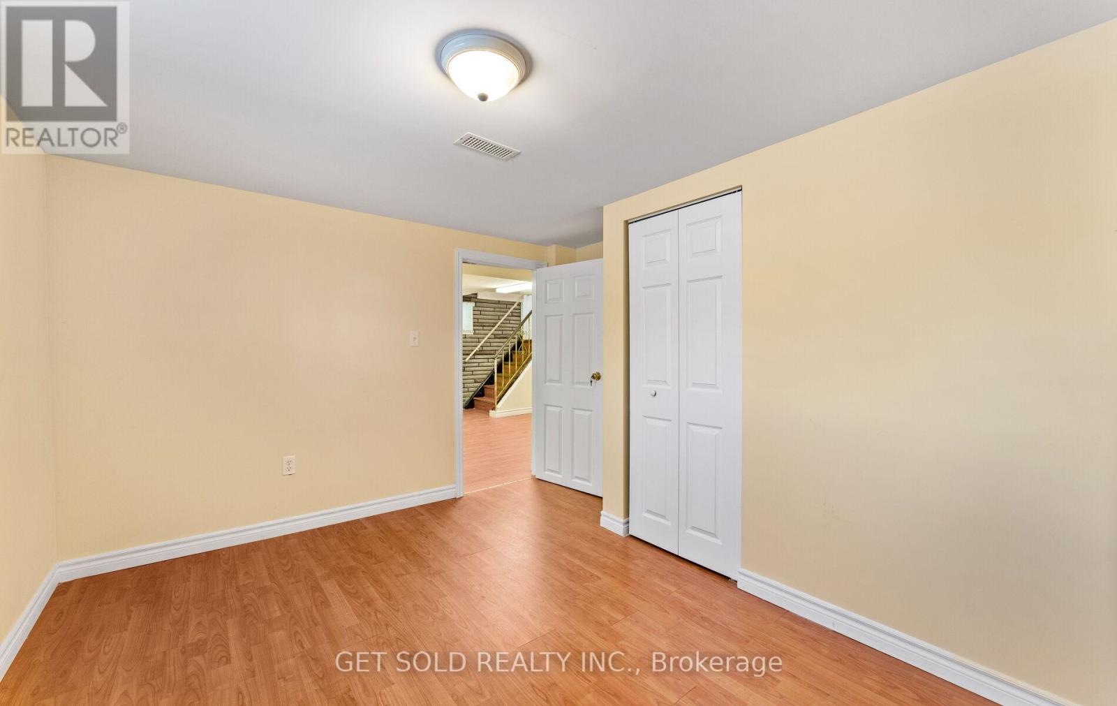 18 Hinton Road, Toronto, Ontario  M9W 2V1 - Photo 31 - W12717124