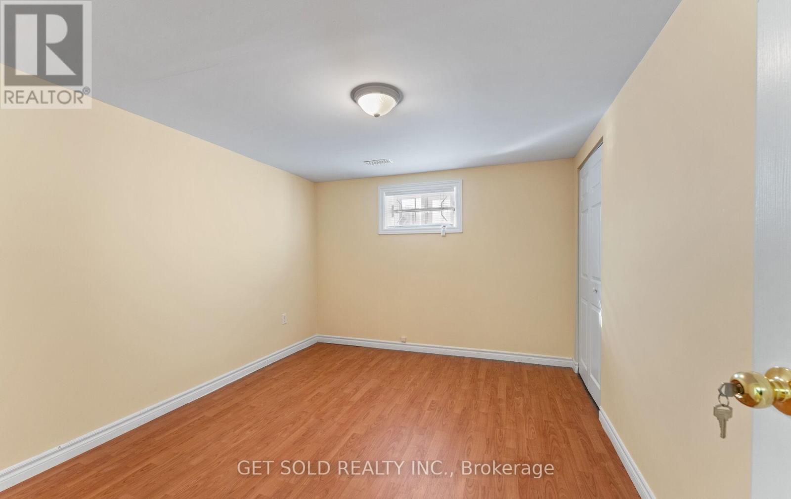 18 Hinton Road, Toronto, Ontario  M9W 2V1 - Photo 32 - W12717124