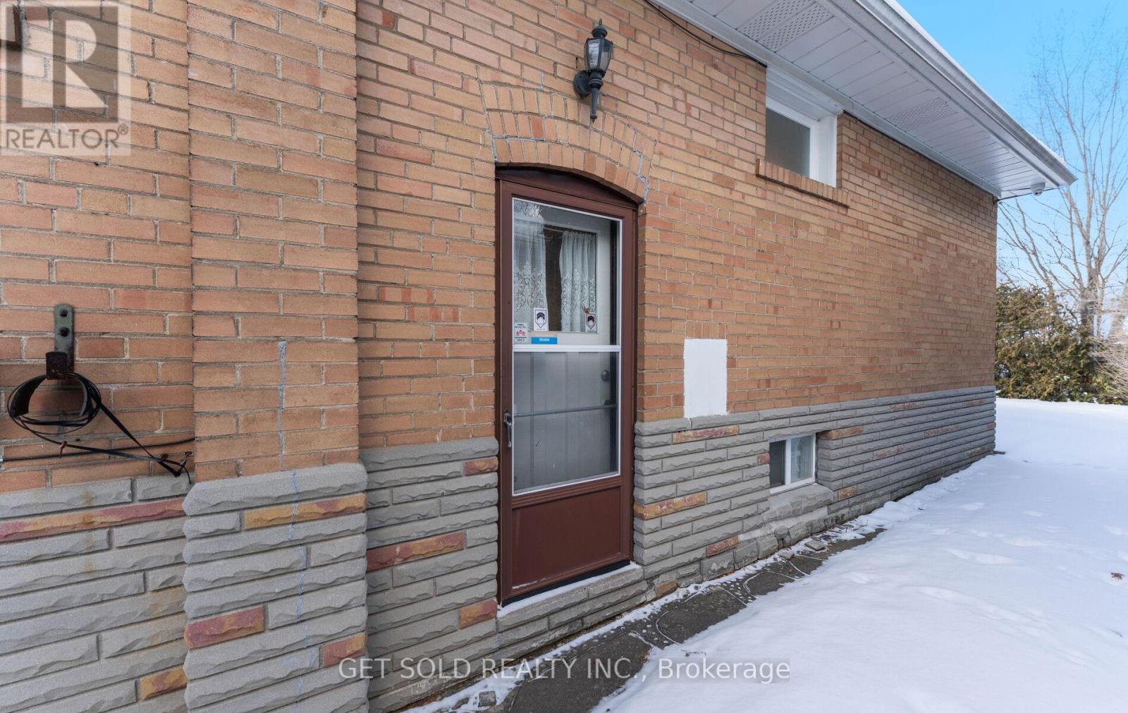 18 Hinton Road, Toronto, Ontario  M9W 2V1 - Photo 36 - W12717124