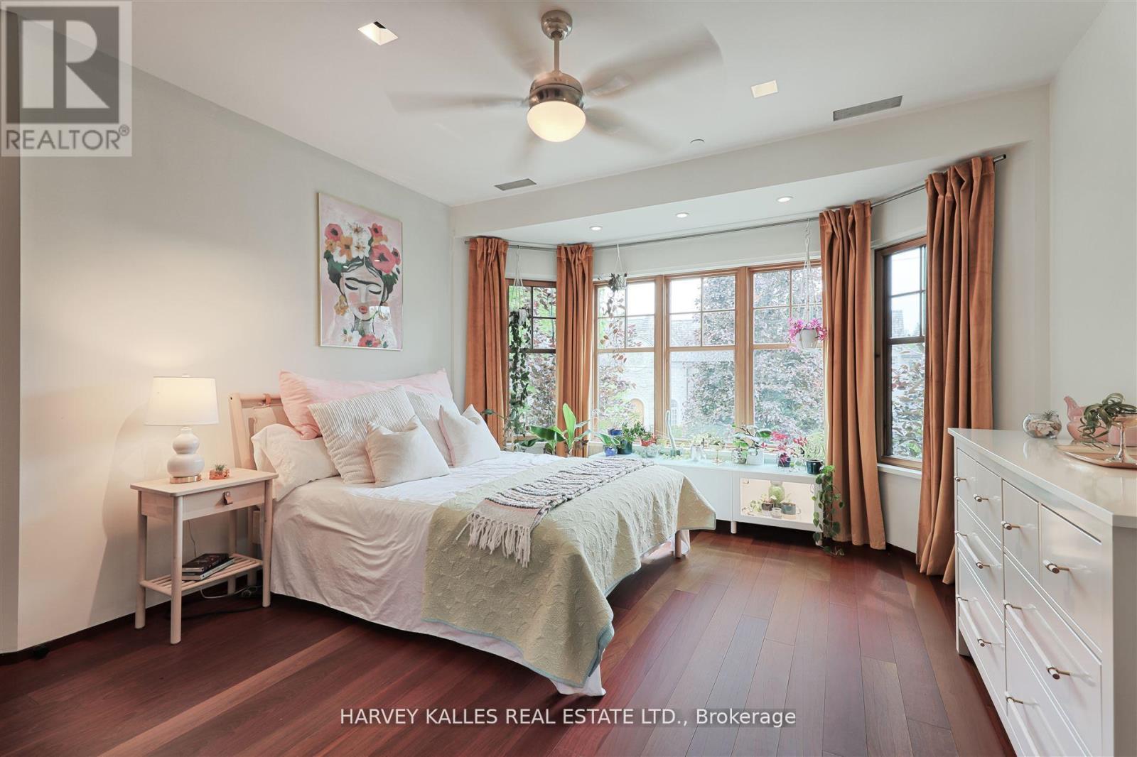 89 Kingsway Crescent, Toronto, Ontario  M8X 2R8 - Photo 31 - W12717146