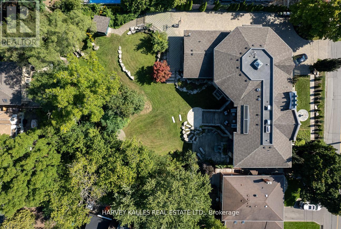 89 Kingsway Crescent, Toronto, Ontario  M8X 2R8 - Photo 46 - W12717146