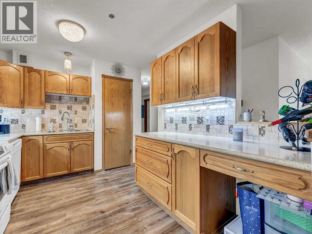 210, 22 Park Meadows Drive Se, Medicine Hat, Alberta  T1B 4E8 - Photo 10 - A2280432