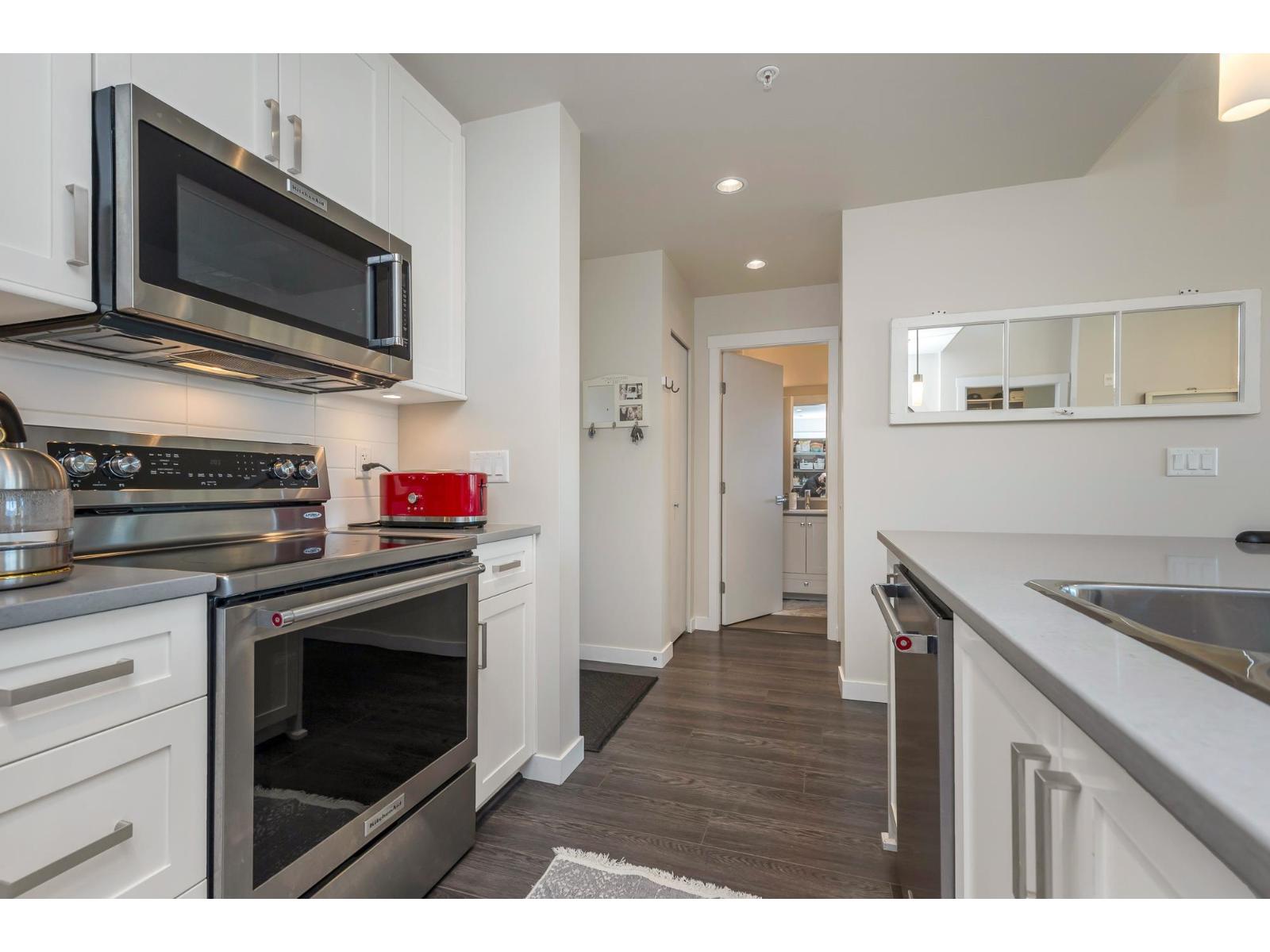 203 2242 Whatcom Road, Abbotsford, British Columbia  V3G 0B3 - Photo 11 - R3080873