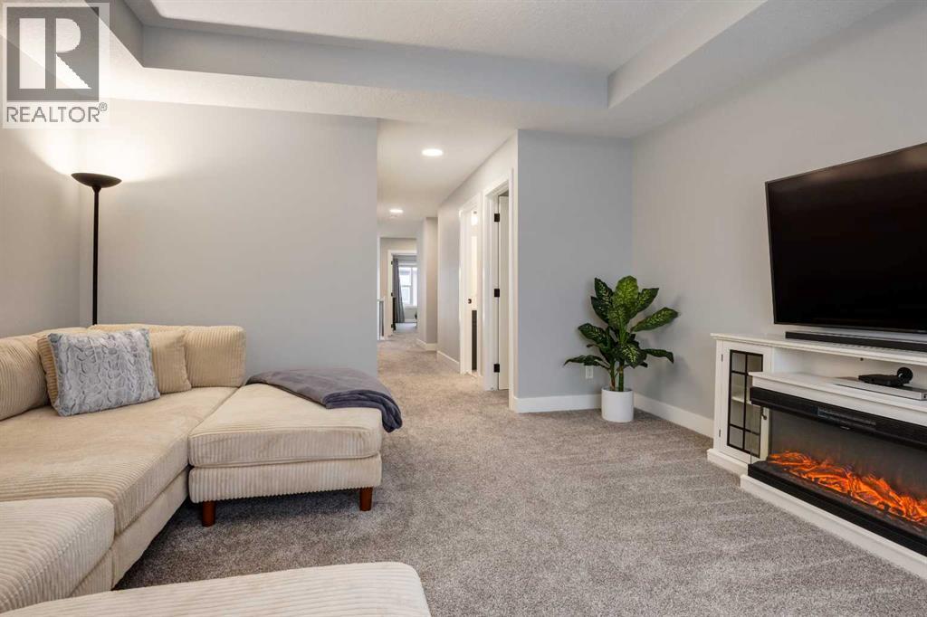 18 South Shore Bay, Chestermere, Alberta  T1X 2R9 - Photo 32 - A2276727