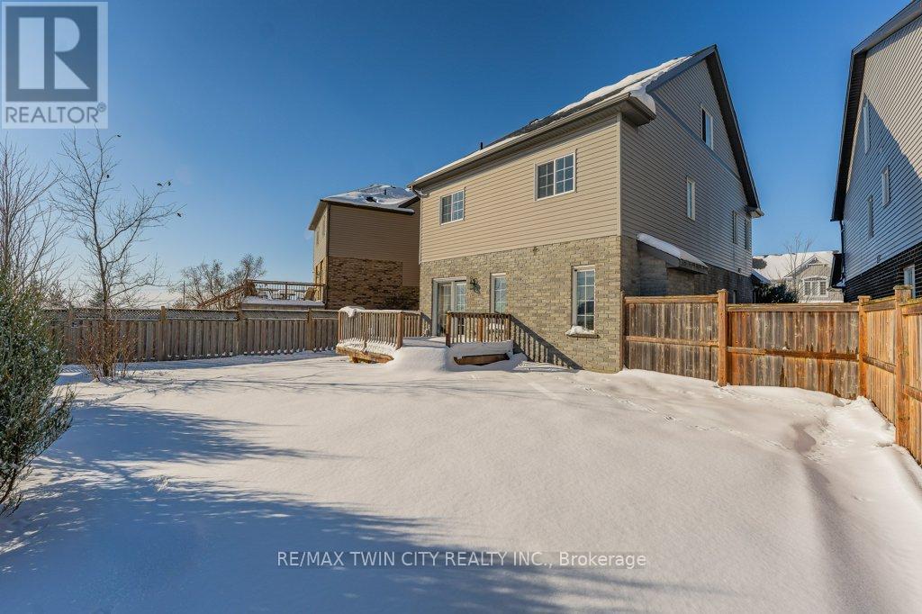 249 Buttonbush Street, Waterloo, Ontario  N2V 0B4 - Photo 43 - X12717058