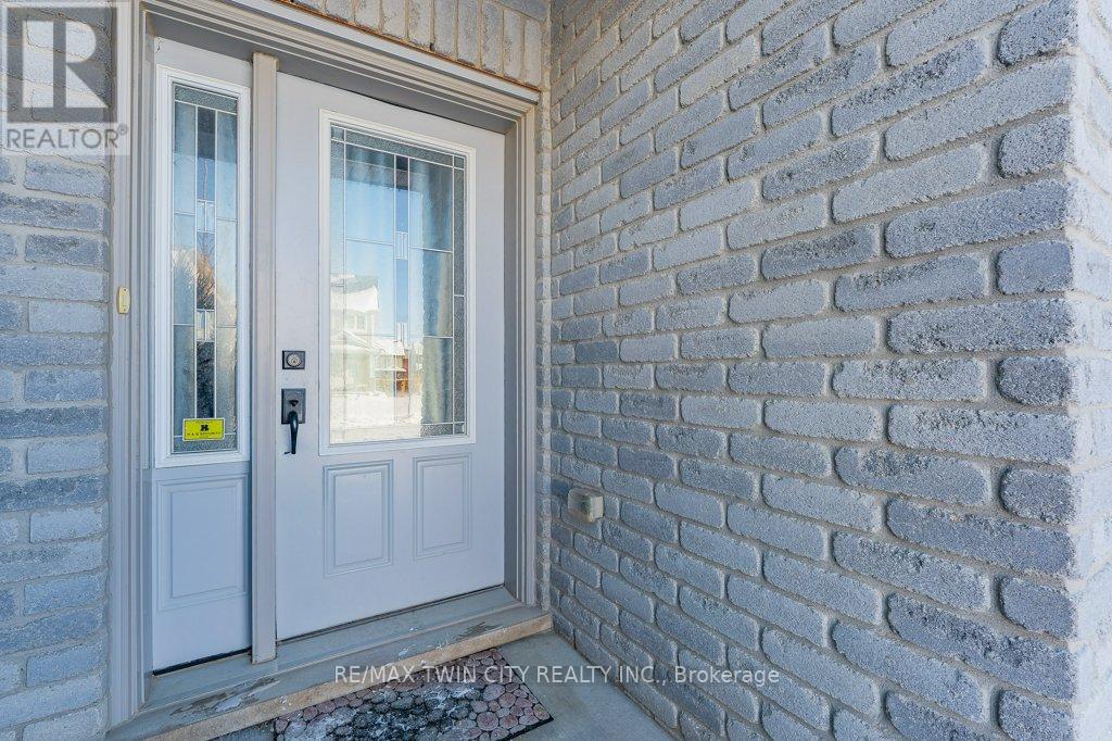 249 Buttonbush Street, Waterloo, Ontario  N2V 0B4 - Photo 7 - X12717058