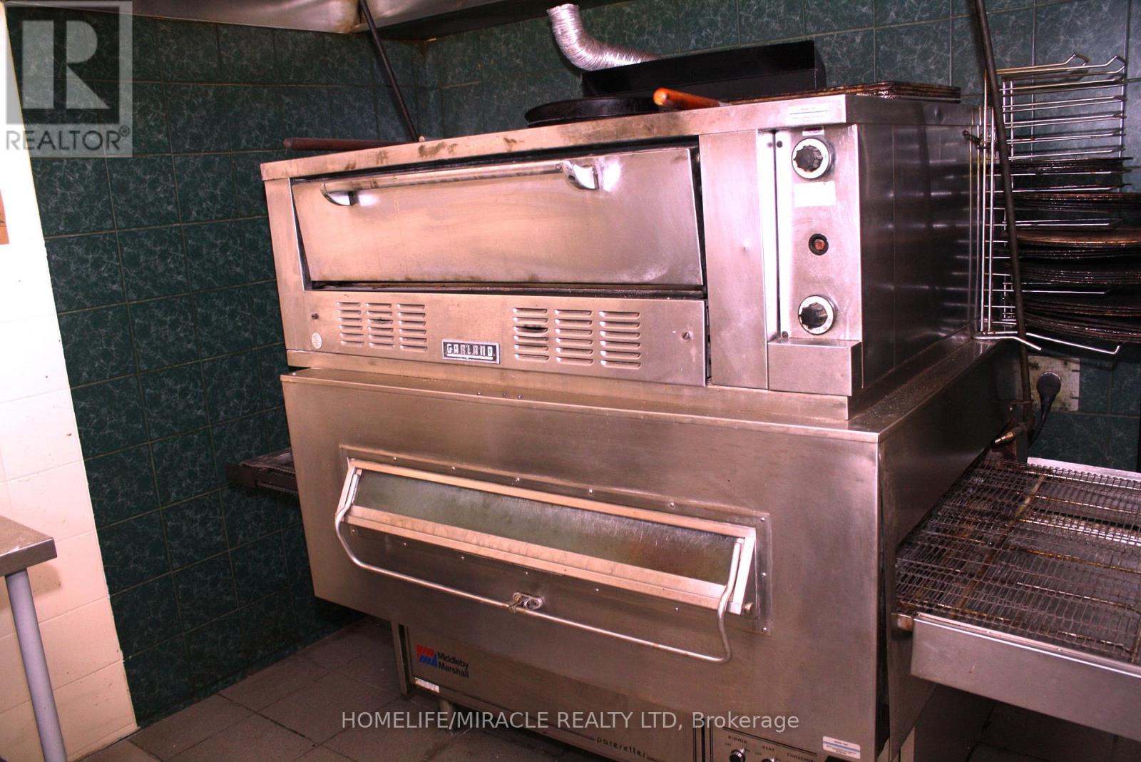 10 - 666 Woolwich Street, Guelph, Ontario  N1H 7G5 - Photo 36 - X12717102