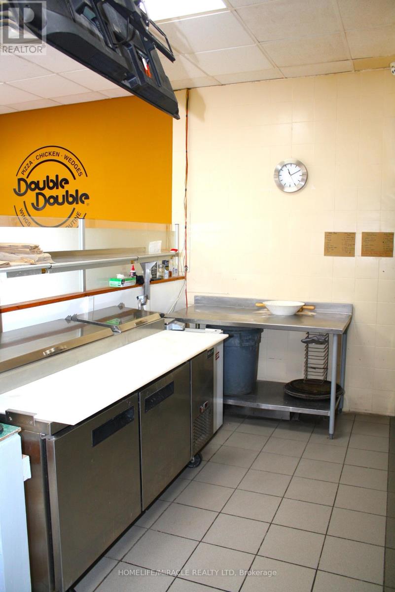 10 - 666 Woolwich Street, Guelph, Ontario  N1H 7G5 - Photo 37 - X12717102